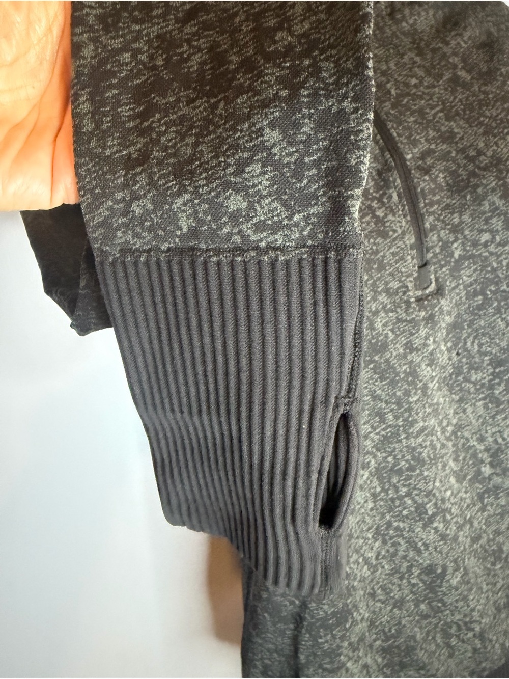 LULULEMON Rest Less Pullover - Picture 6 of 10